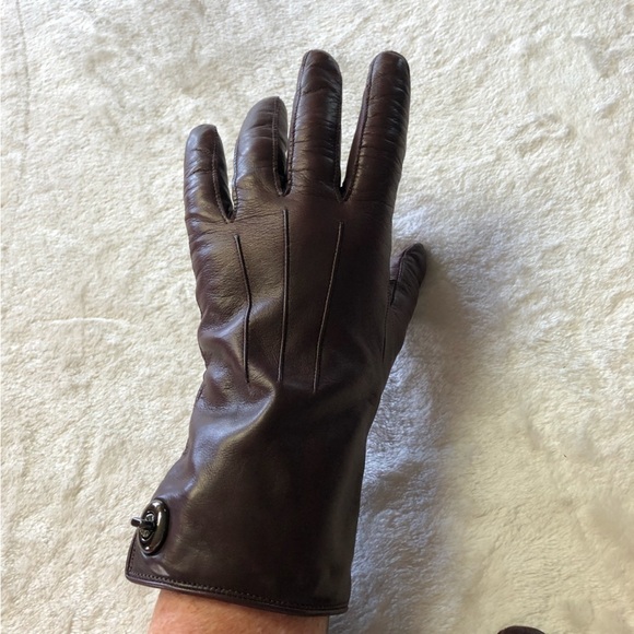 Nwot Coach Oxblood Butter Soft Leather Gloves Size 7 - Picture 7 of 14